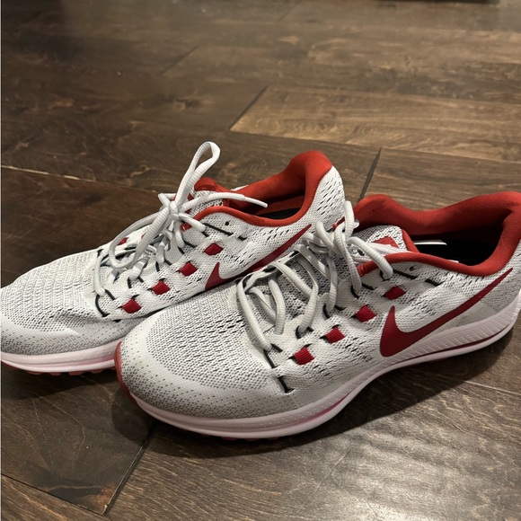 Nike Other - NWOT NIKE MENS SIZE 11